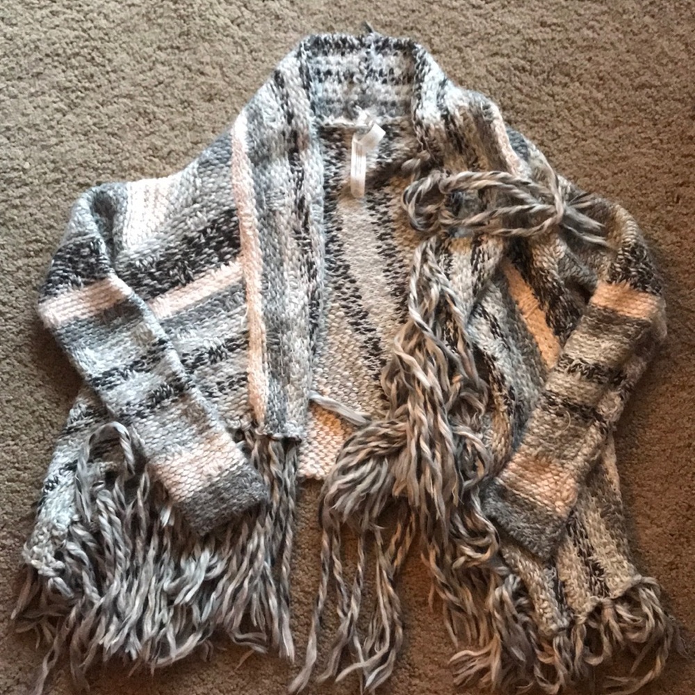 Cropped sweater cardigan